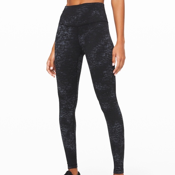 lululemon athletica Pants - Wunder Under Tight 28”, sz6 NWT